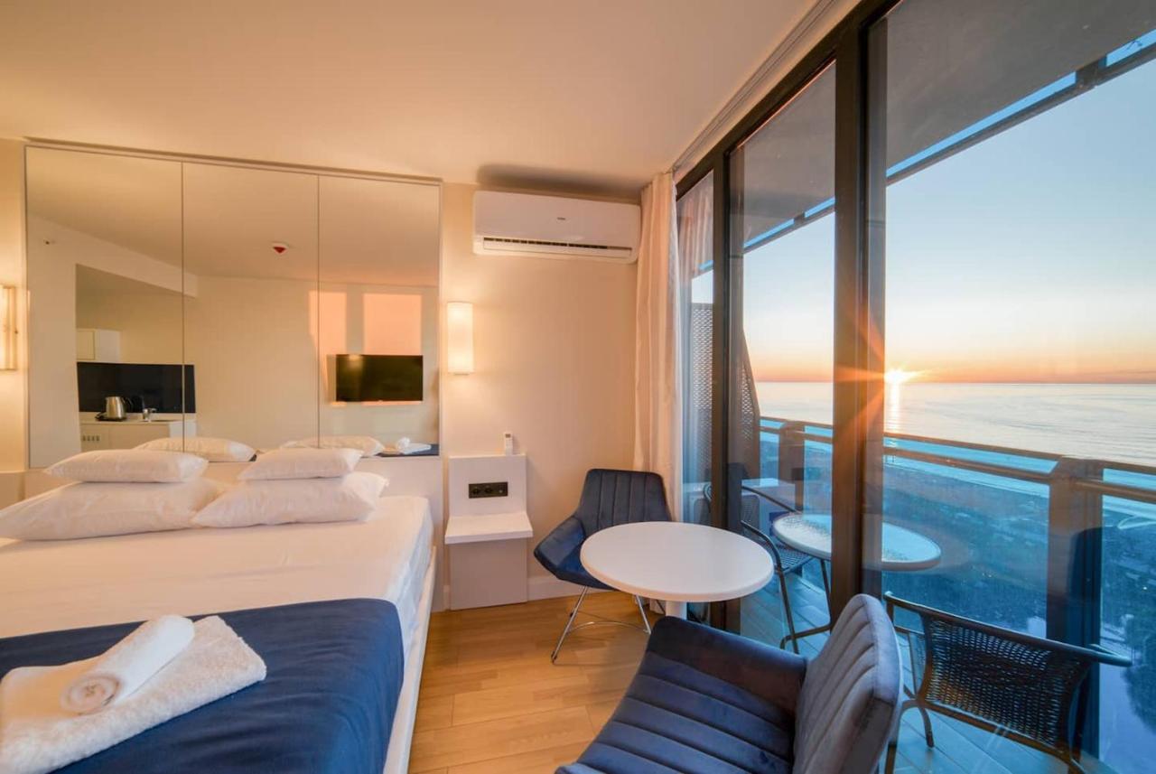 Luxury Sea View Orbi City Batumi Eksteriør bilde